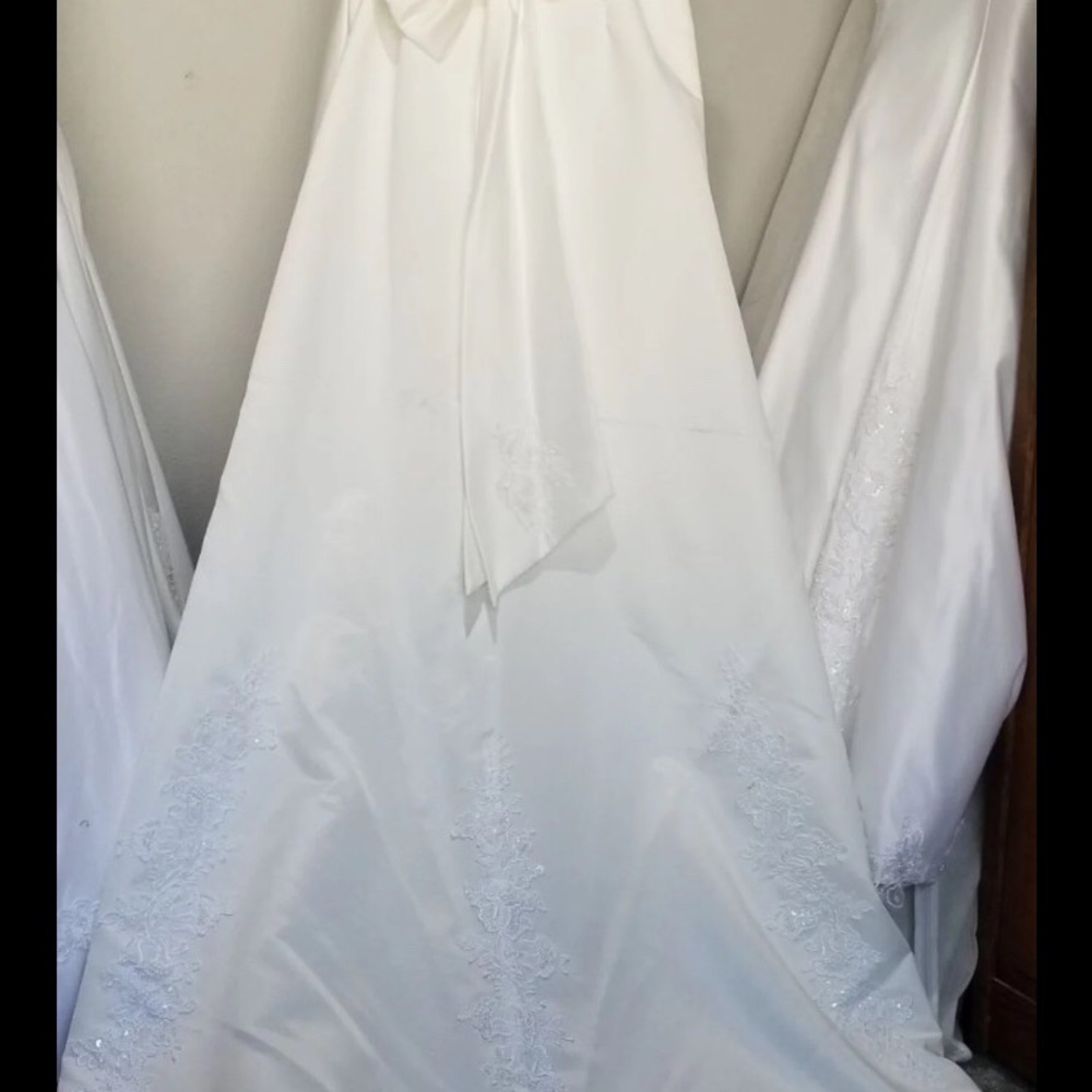 Bridal dress